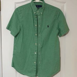 Short sleeve button down